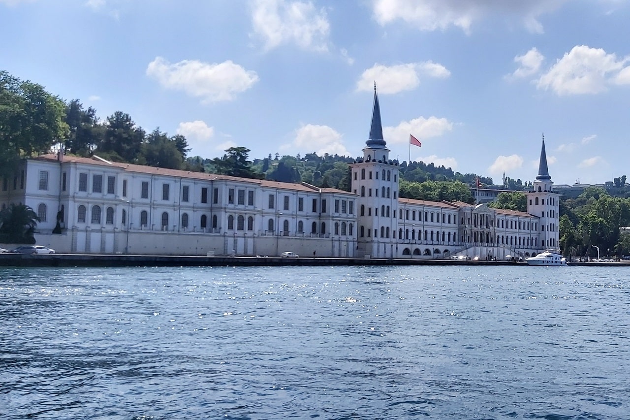 Photo of Kuleli Military High School taken from a Bosphorus cruise on a sunny day