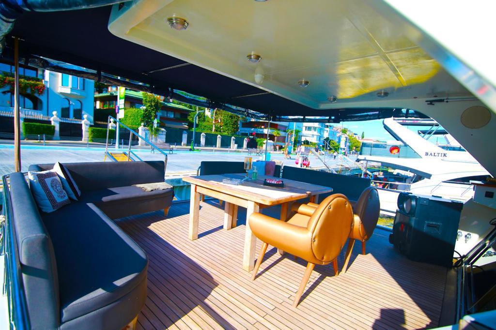 Bosphorus Cruise on an Elite Yacht.